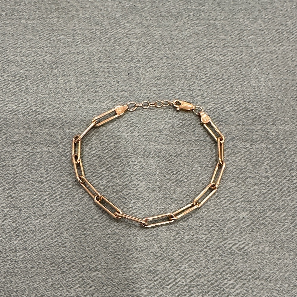 Paperclip Gold Chain Bracelet by La Kaiser